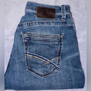 BKE Men’s Tyler Straight Leg Jean Cut Off Shorts Denim Raw Hem Waist 33”